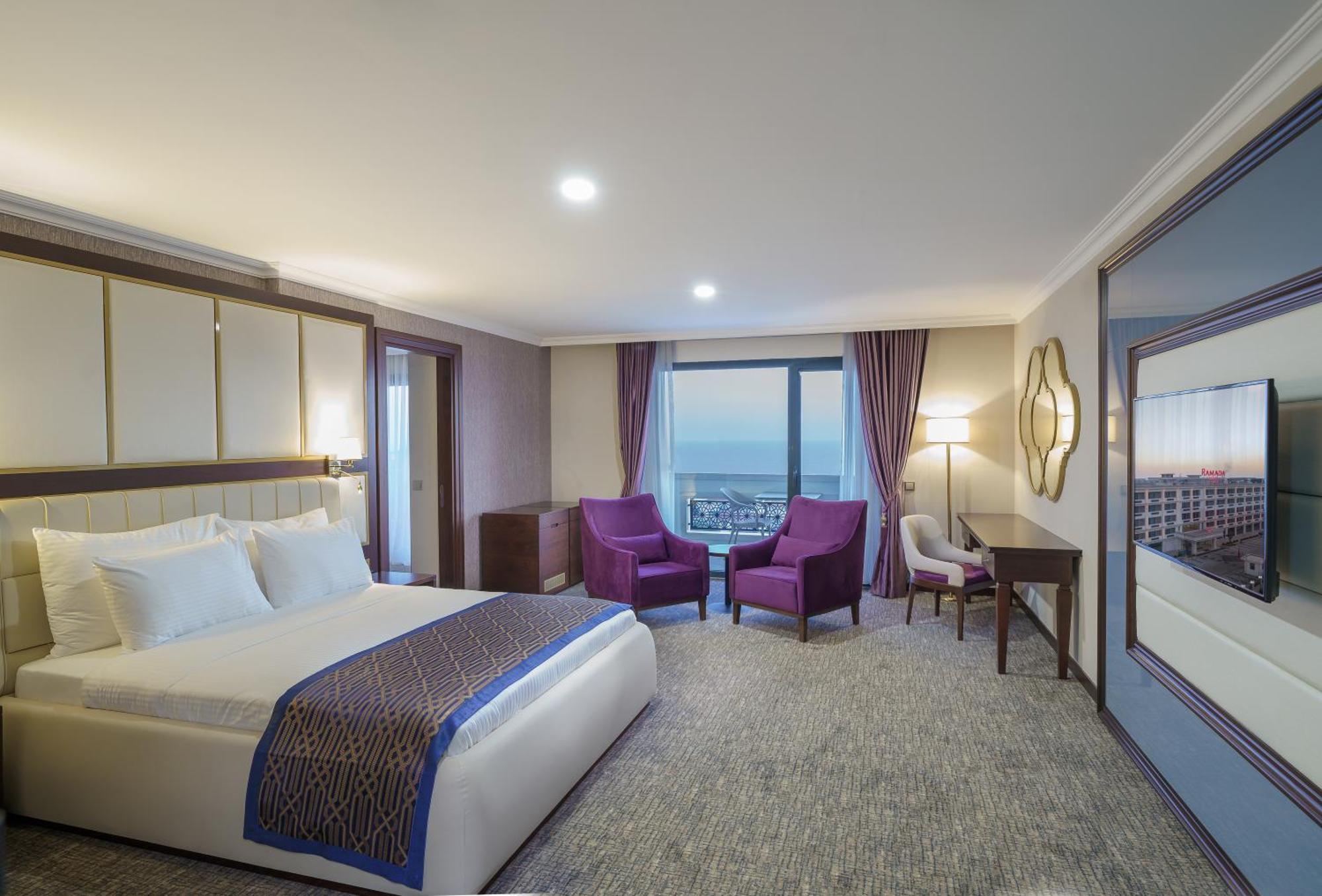 Ramada Plaza By Wyndham Silivri Hotel Bagian luar foto