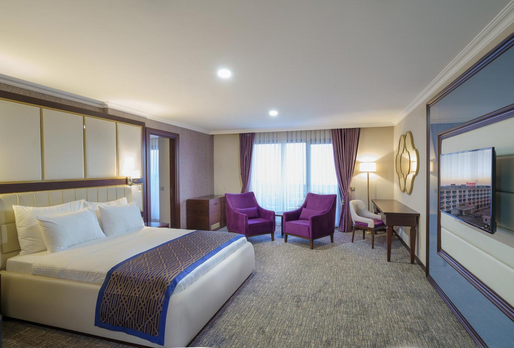 Ramada Plaza By Wyndham Silivri Hotel Bagian luar foto